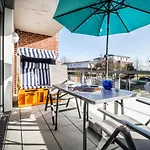 Haus Strandlaeufer 1 6 Deichlounge アパート