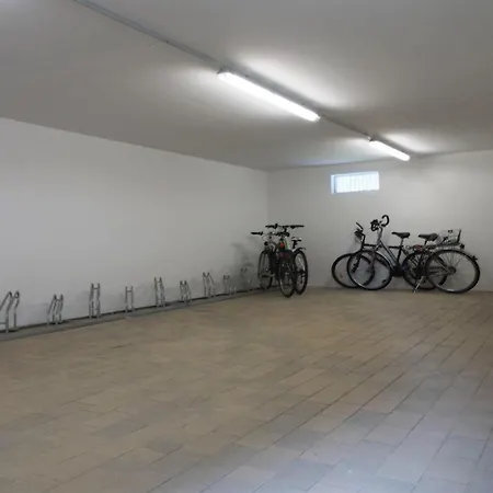 Haus Strandlaeufer 1 6 Deichlounge Lägenhet *